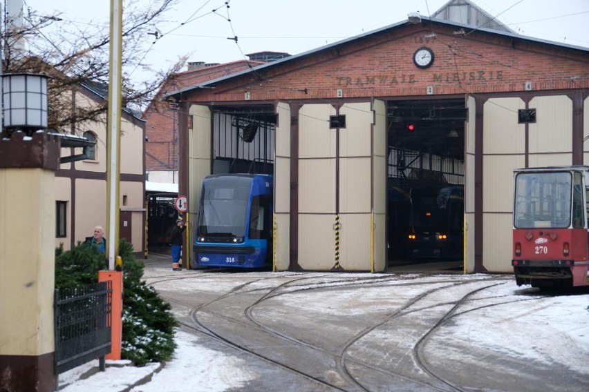 Toruniowi przybywa tramwajów! Tylko w grudniu do miasta...