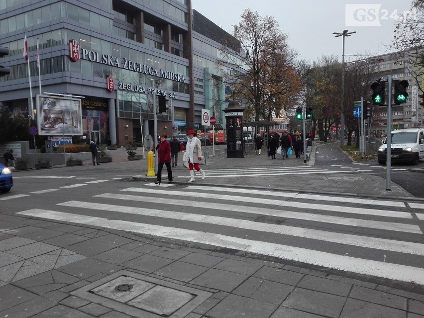 Światła przy Galaxy w Szczecinie: 75 sekund dla pieszych w dwóch turach
