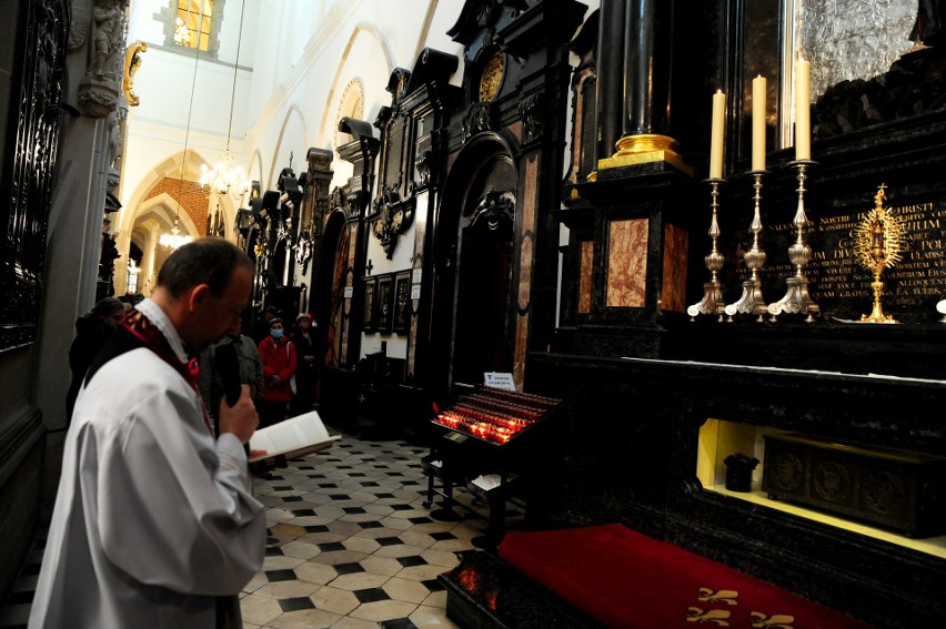 Kraków. Gwóźdź z Krzyża Świętego. Niezwykła relikwia w katedrze na Wawelu