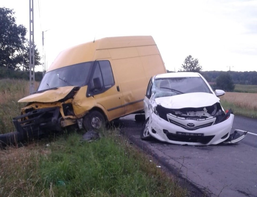 Kierujący toyotą nie dostosował prędkości do warunków na...