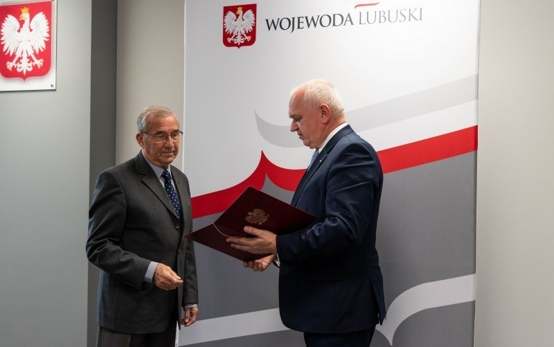 Wojewoda Lubuski Władysław Dajczak wręczył nominację do...