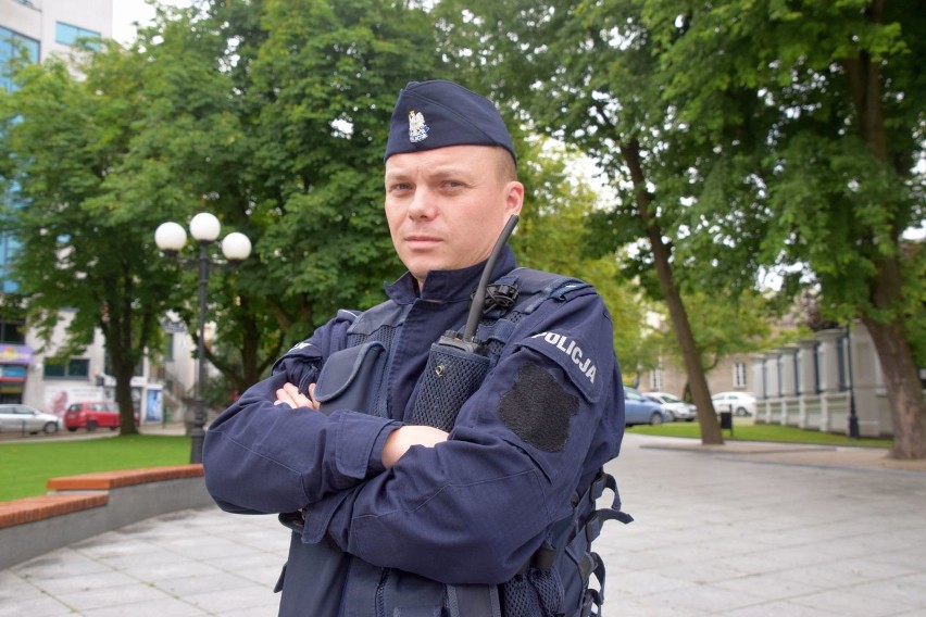 Nowe mundury polskiej policji. Tak się prezentuje nowe...