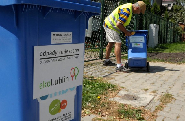 Obowiązujący od roku system odbioru odpadów w Lublinie dotyczy tylko mieszkańców, tak więc rewolucja śmieciowa została zrealizowana w połowie. Teraz czas na objęcie nią firm i instytucji