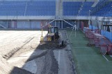 Piast Gliwice: Stadion na Okrzei ma już nową murawę. Zobaczcie film i zdjęcia z jej wymiany 