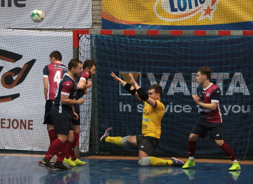 Futsal Szczecin - We-Met Kamienica Królewska 1:4. Udany rewanż. ZDJĘCIA
