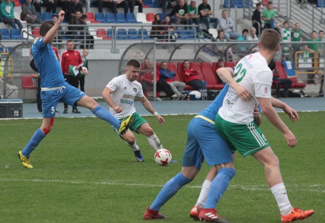 Radomiak Radom przegrał w Stargardzie z Błękitnymi 0:1.