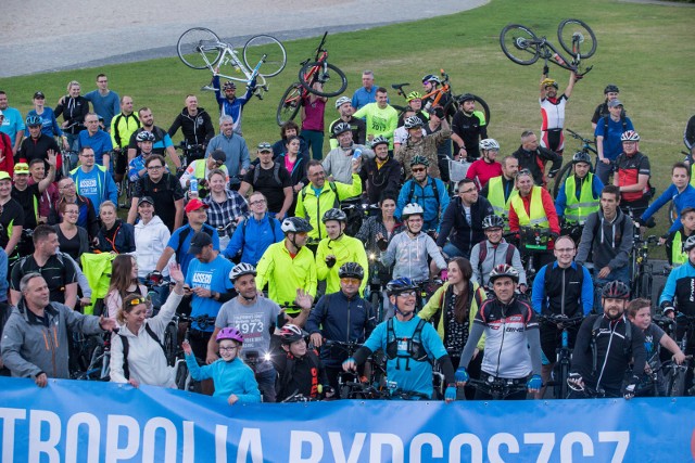Dziś kończy się European Cycling Challenge. Bydgoszczanie przez cały miesiąc kręcili kilometry w rywalizacji miast. W środę zorganizowano wspólny przejazd na zakończenie ECC.