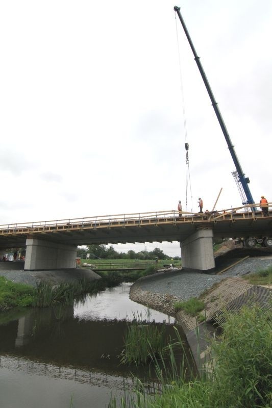 Nowy wrocławski most wkrótce będzie gotowy [ZOBACZ]
