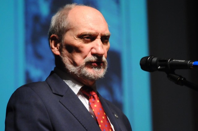 Antoni Macierewicz marszałkiem seniorem Sejmu. Jest decyzja prezydenta Andrzeja Dudy