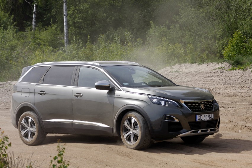 Peugeot 5008...