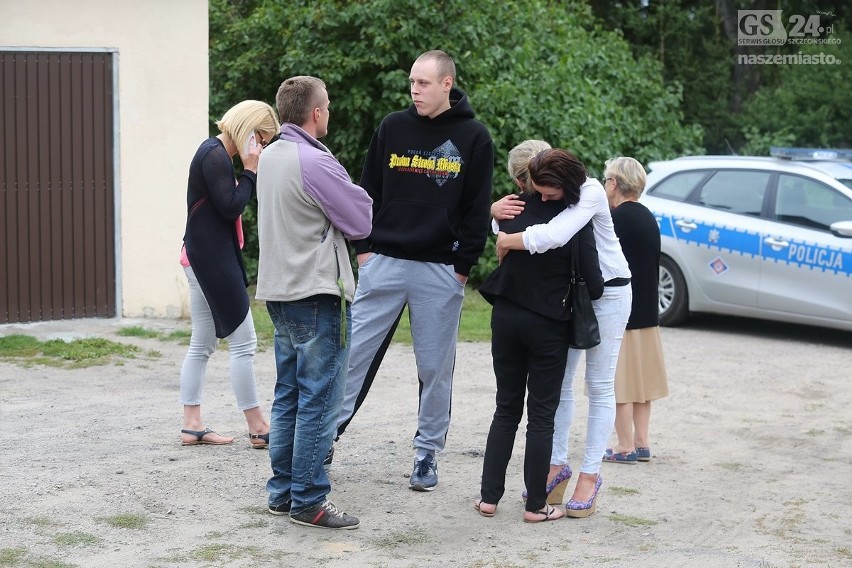 Czarek zginął od policyjnej kuli. Co zdarzyło się na polnej drodze? 