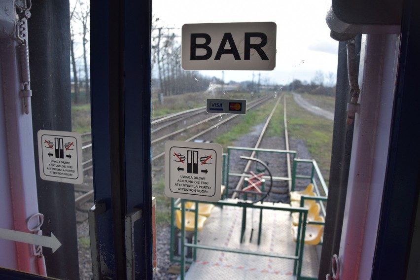 Wagony zostały podarowane stowarzyszeniu Linia 102.pl przez...