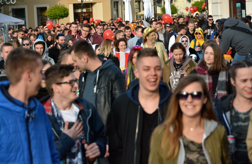 Juwenalia 2017: Studencki korowód przeszedł ulicami Lublina (ZDJĘCIA, WIDEO)