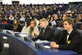 Uczniowie opolskiej „Dwójki” sprawdzili, jak to jest decydować o losach Europy