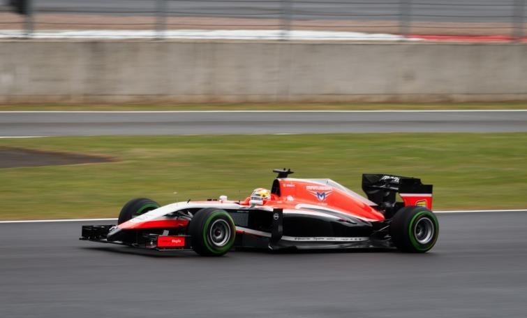 Jules Bianchi z zespołu Marussia uległ ciężkiemu wypadkowi...