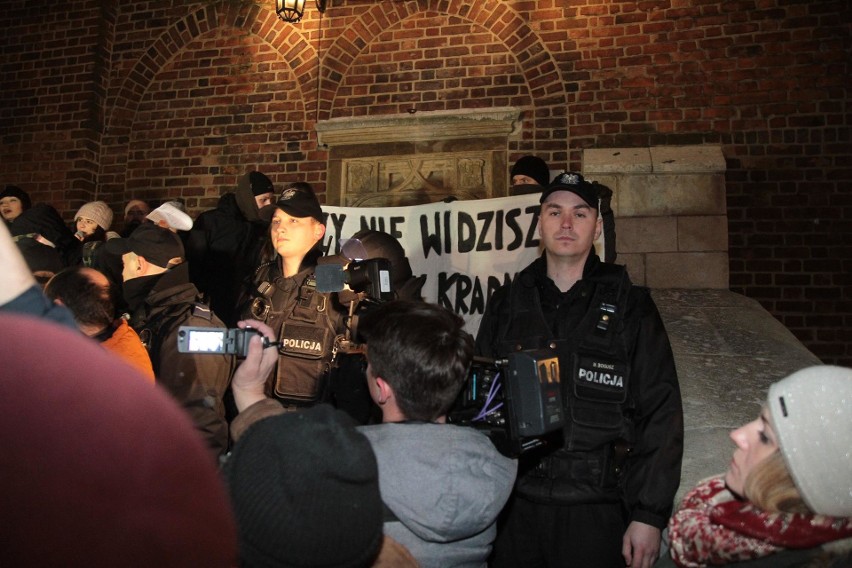 Protest krakowskich studentów [NOWE ZDJĘCIA]