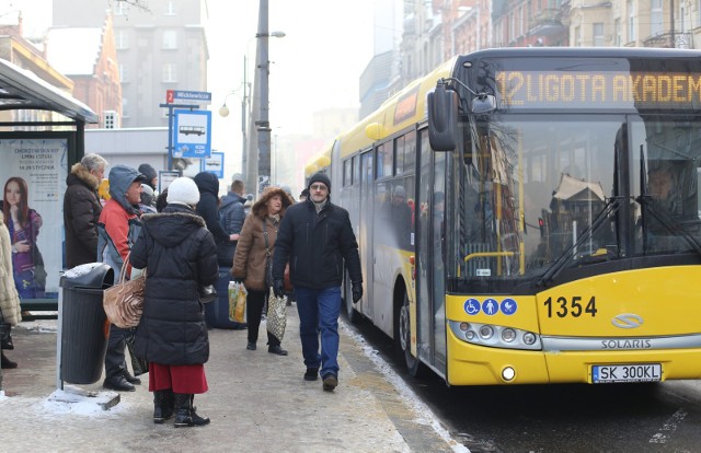 09.01.2017 katowiceautobus katowice walka ze smogmarzena bugala- azarko /dziennik zachodni/ polska press