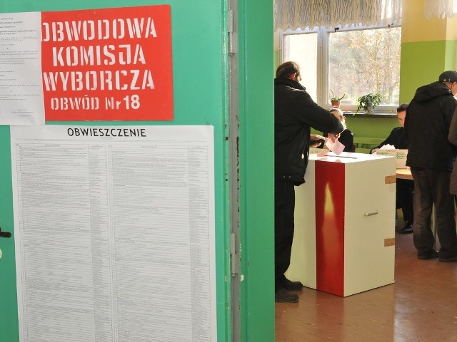 W województwie kujawsko-pomorskim frekwencja do godz. 12 wyniosła 11,24%