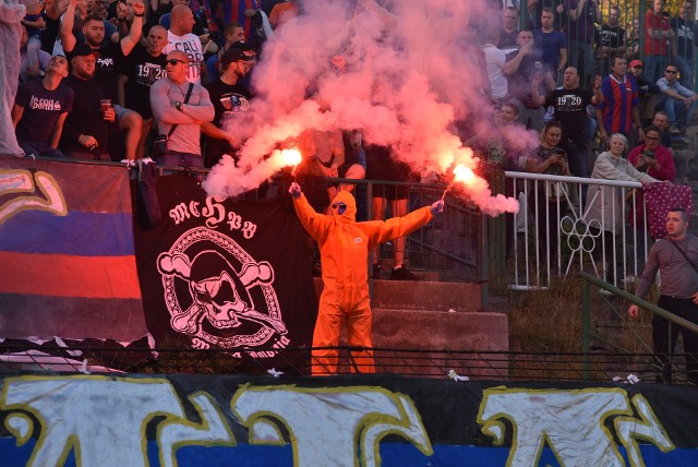 Bytom: Derby Bytomia w IV lidze. Kibice na poziomie ekstraklasy