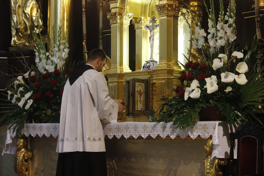 Święcenia kapłańskie w Łagiewnikach. Franciszkanie mają czterech nowych kapłanów [ZDJĘCIA]