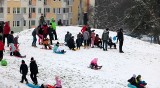 Grudziądz. Śniegu nie brakuje, więc na Osadzie Grud ruch jest duży. Zobacz zdjęcia