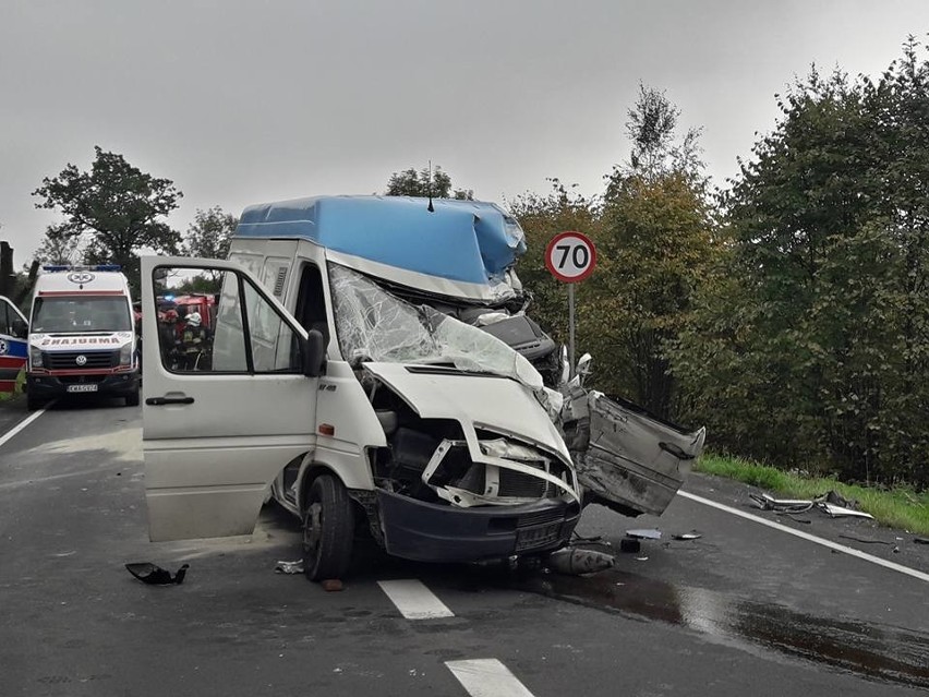 Kalwaria Zebrzydowska. Wypadek na DK 52 [ZDJĘCIA INTERNAUTY]