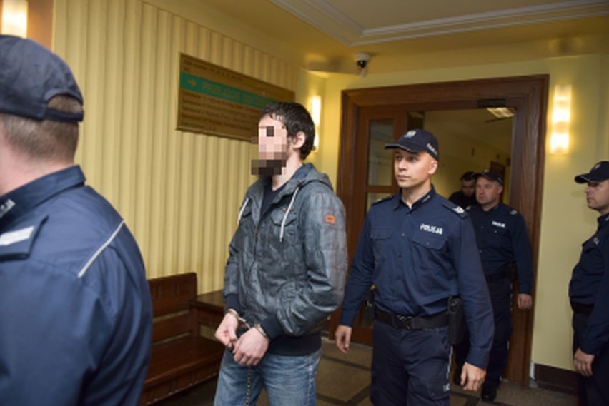 Areszt dla Czeczenów przedłużony do maja