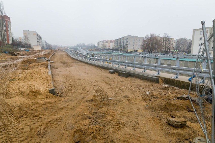 Szykuje się półroczny poślizg na trasie niepodległości