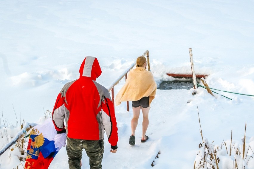 Najprzyjemniej morsuje się w temperaturze powietrza poniżej...