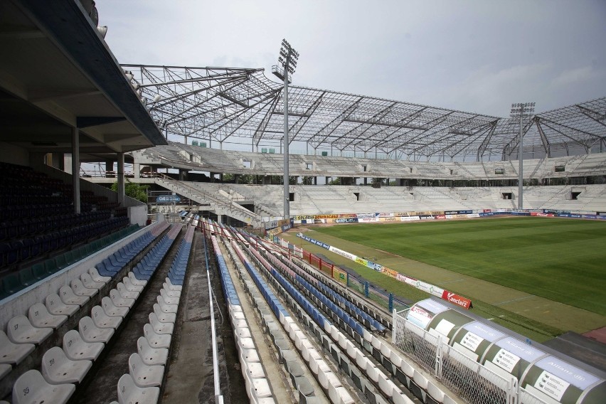 Stadion Górnika Zabrze: Praca na budowie wre! [ZDJĘCIA i WIDEO]