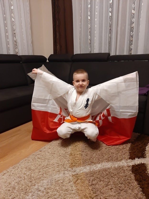 Trening Kieleckiego Klubu Sportowego Karate w biało - czerwonych barwach. Tym razem online [ZDJĘCIA]