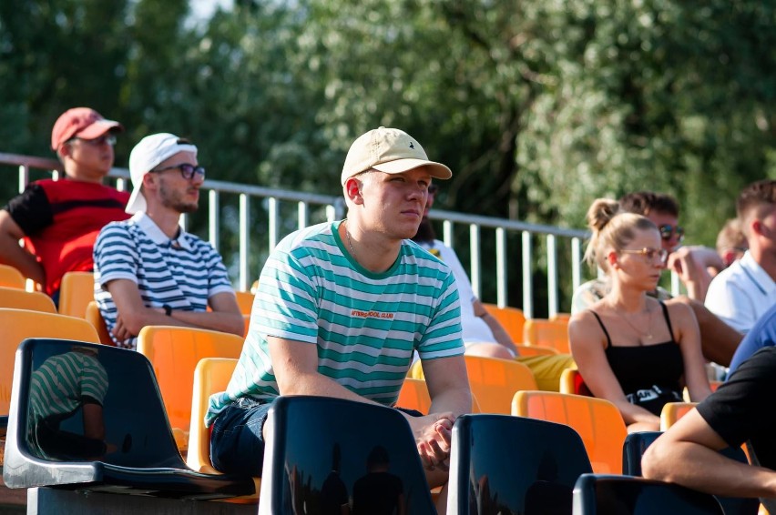 28.07.2021, Kraków: kibice na sparingu Wieczysta - Podhale...