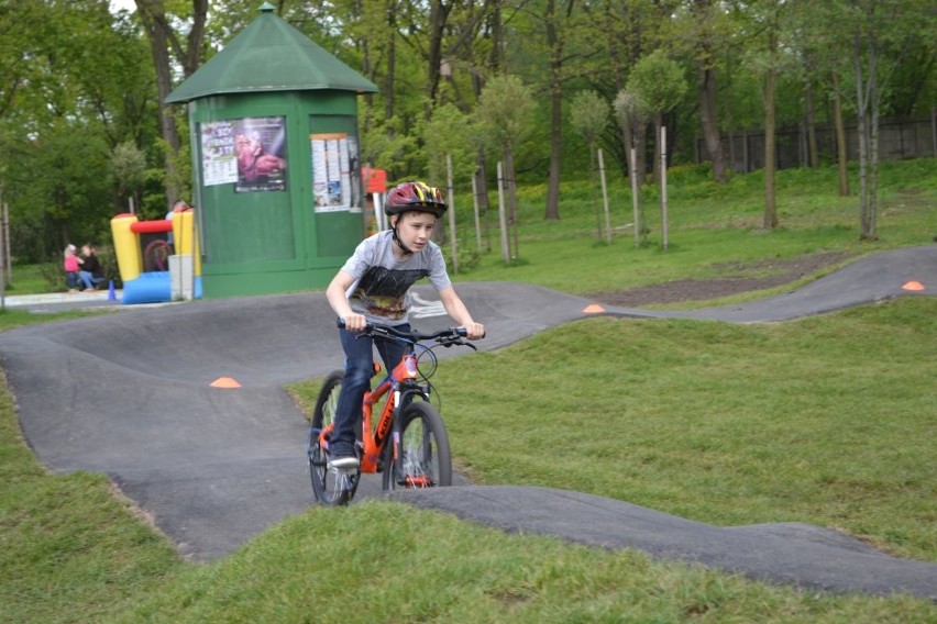 Park tematyczny w Rybniku, otwarto tor przeszkód dla...