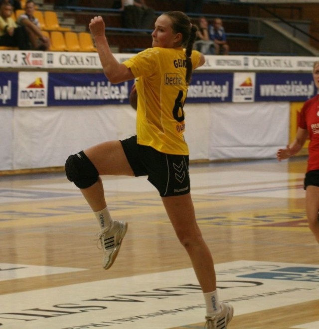 Marija Giedroit była drugą co do skuteczności, po Aleksandrze Pokrzywce, zawodniczką KSS w pierwszych meczach.