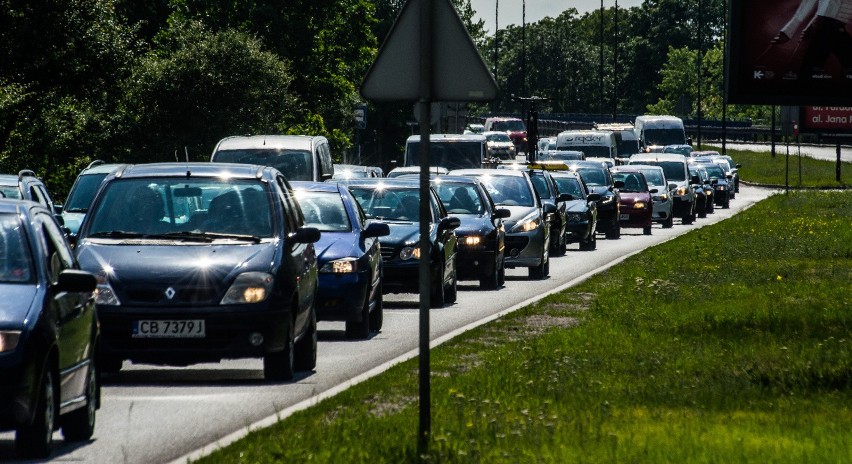 Następna w rankingu drogowych dramatów jest ul. Fordońska:...