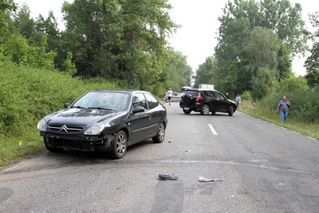 Naćpaby traktorzysta rozbił siedem aut pod Zieloną Górą