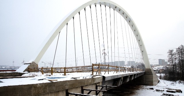 na wylocie ulicy Lodowej stał się sławny na całą Polskę ze względu na swoją nowatorską konstrukcję