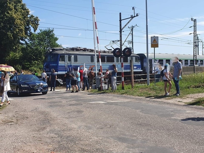 Do tragicznego wypadku doszło na przejeździe kolejowym...