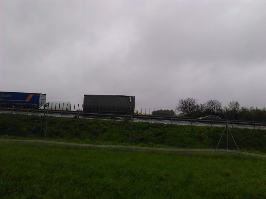 Wypadek na A4. Autostrada pod Tarnowem zablokowana [KRÓTKO]