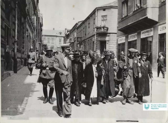 Obchody 80. rocznicy likwidacji chrzanowskiego getta. Uroczystości przy zburzonej Synagodze Wielkiej