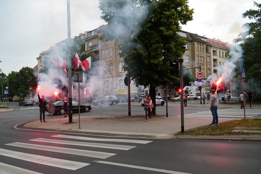 O godzinie „W” czyli punktualnie o 17. rozbrzmiały syreny...