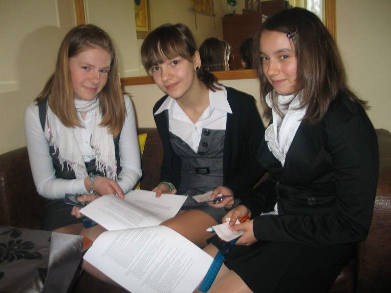 (od lewej) Marika, Zuzia i Kasia, szóstoklasistki ze Szkoły...