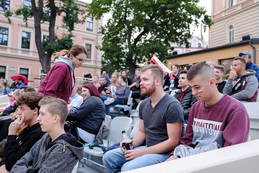 Tarnów. Mecz Polska - Kolumbia w strefie kibica [ZDJĘCIA]