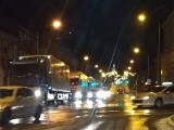 Interwencje "Echa Dnia". Konwoje ciężarówek jeżdżą ulicami w centrum Radomia