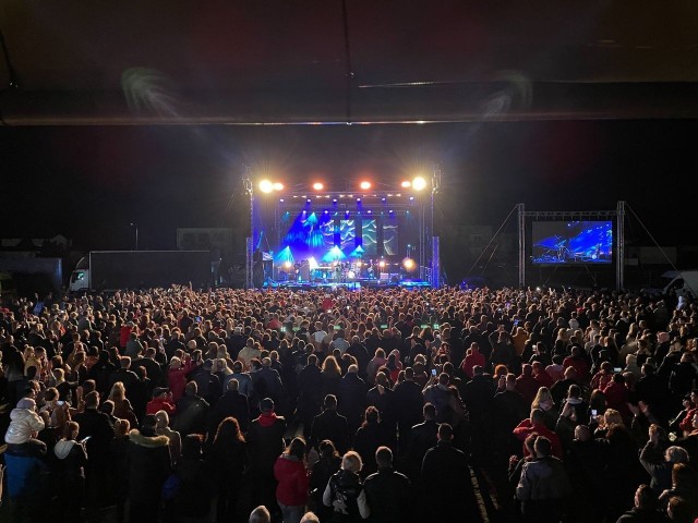 Niedzielny koncert Majowych Dni Białobrzegów przyciągnął tłumy fanów Lady Pank oraz innych gwiazd. Zobaczcie jakie było szaleństwo na kolejnych zdjęciach