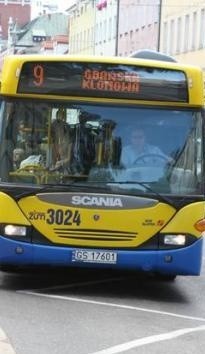 Autobus miejski nr 9 wraca na swoją trasę