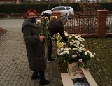 Pomoc dla ogrodników w Kołczygłowach. Kwiaty za nakrętki (ZDJĘCIA)