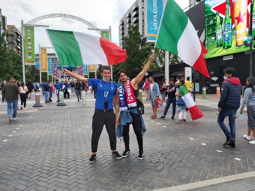 Włoscy kibice opanowali okolice Wembley. Zobacz zdjęcia z Londynu