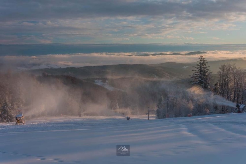 Jaworzyna Krynicka. Nie ma jak zima w górach. Bajkowe widoki z panoramą Tatr. Zobacz zdjęcia