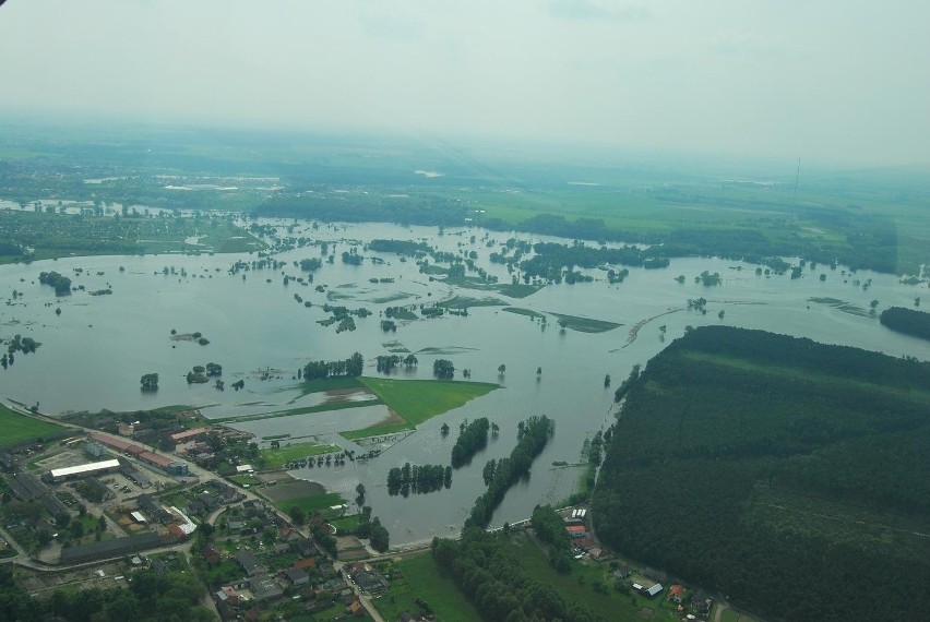 W drugiej połowie maja 2010 r. w środkowej Europie doszło do...